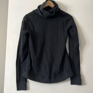 Lululemon reversible turtleneck